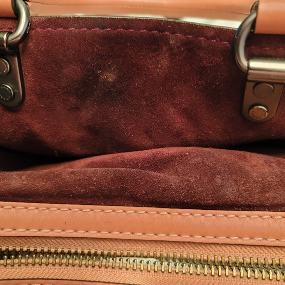 (1) Coach 1941 Tea Rose Rogue 30 Melon Retired - Picture 7 of 16